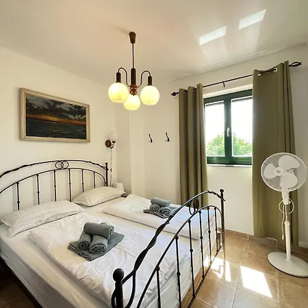 Villa Mikulica Dobrinj Zewnętrze zdjęcie