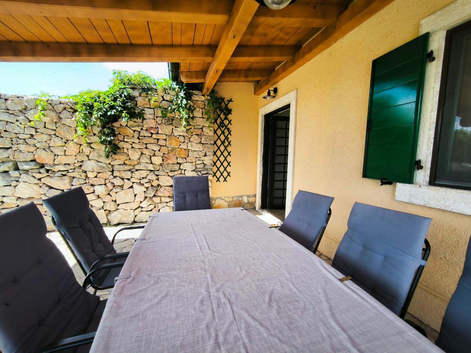 Villa Mikulica Dobrinj